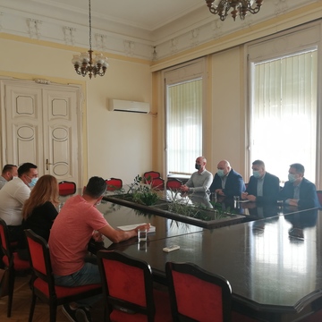 Одржан састанак представника Града Зрењанинa и Удружења грађана "Стоп кафилерији"