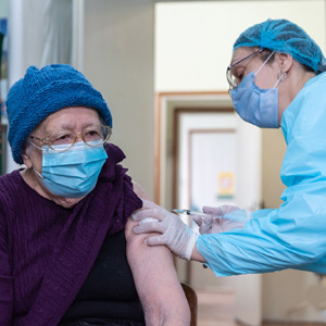 Počela vakcinacija građana Zrenjanina dobrovoljno prijavljenih preko portala eUprava - spreman dovoljan broj timova i punktova