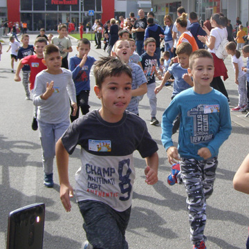 “Трка за срећније детињство” сутра у тржном центру БИГ - куповина учесничких бројева у хуманитарне сврхе