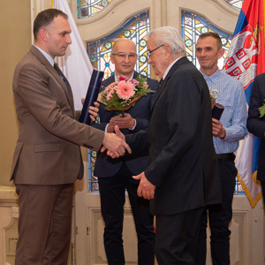 Tradicionalna svečanost u Gradskoj kući - dodeljena Nagrada grada Zrenjanina za 2021. godinu, gradonačelnik uputio novogodišnje poruke