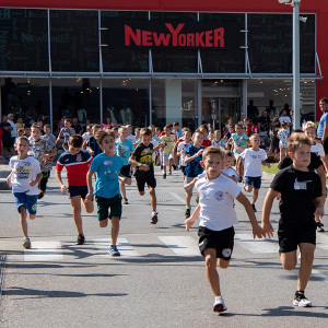 Одржана јубиларна "Трка за срећније детињство" - четири деценије спорта и хуманости