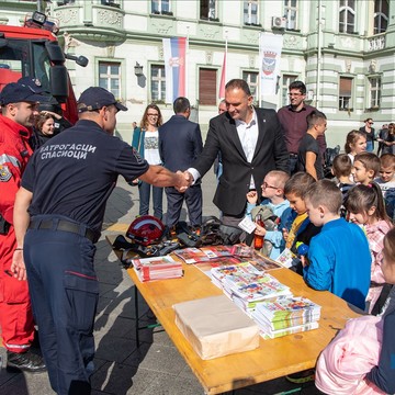 Обележен Дан Сектора за ванредне ситуације – пријем за четворицу ватрогасаца – спасиоца из нашег града и техничко-тактички збор на тргу Слободе