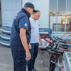 Povodom aktuelne situacije na Dunavu, gradonačelnik obišao magacin Odseka za odbranu i vanredne situacije Gradske uprave Zrenjanin gde je upoznat sa stanjem opreme i sredstava