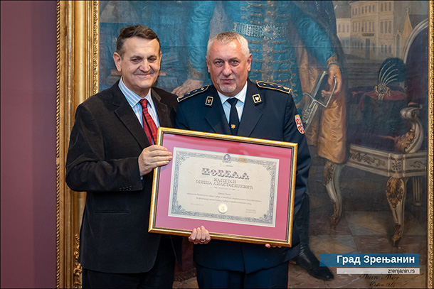 Draganu Ćapinu uručena nagrada ''Kapetan Miša Anastasijević''