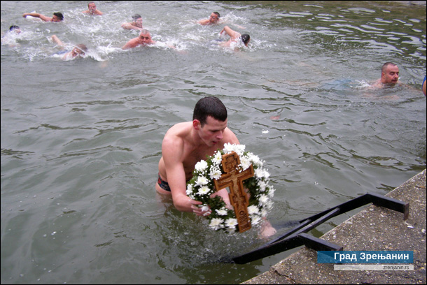 Održano 12. Bogojavljensko plivanje za Časni krst u Zrenjaninu