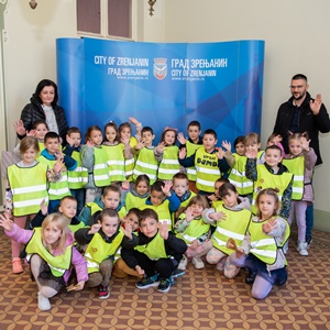 Поводом обележавања „Дечје недеље“ гости градоначелника била су деца из вртића „Бамби“