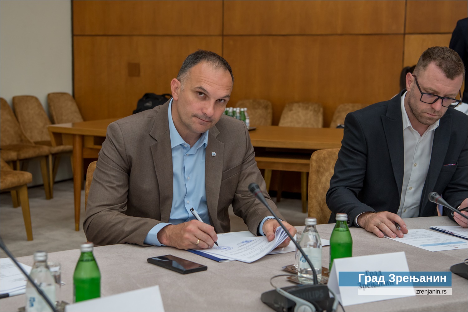 Потписан уговор вредан преко 7,1 милион динара за замену расвете у Хали спортова „Звонимир Звонко Вујин“ у Зрењанину