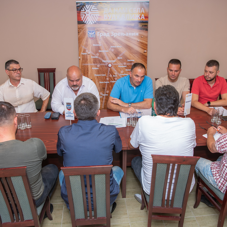 Градоначелник посетио Михајлово – мештани тог села за похвалу јер воде рачуна о заштити животне средине и свом месту